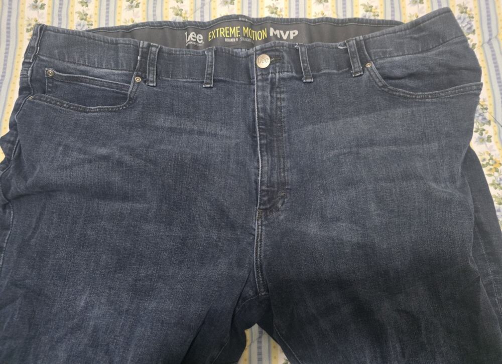 Lee Mens Extreme Motion MVP Relaxed Straight Leg Jeans Dqrk Wash 52x29